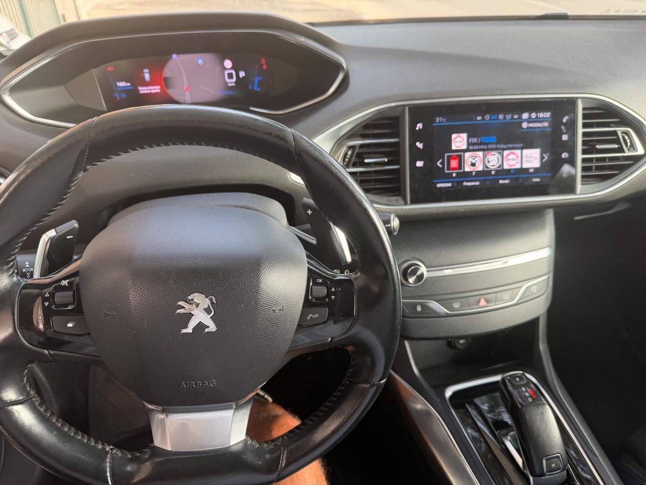 Peugeot 308 BlueHDi 130 S&S SW Allure