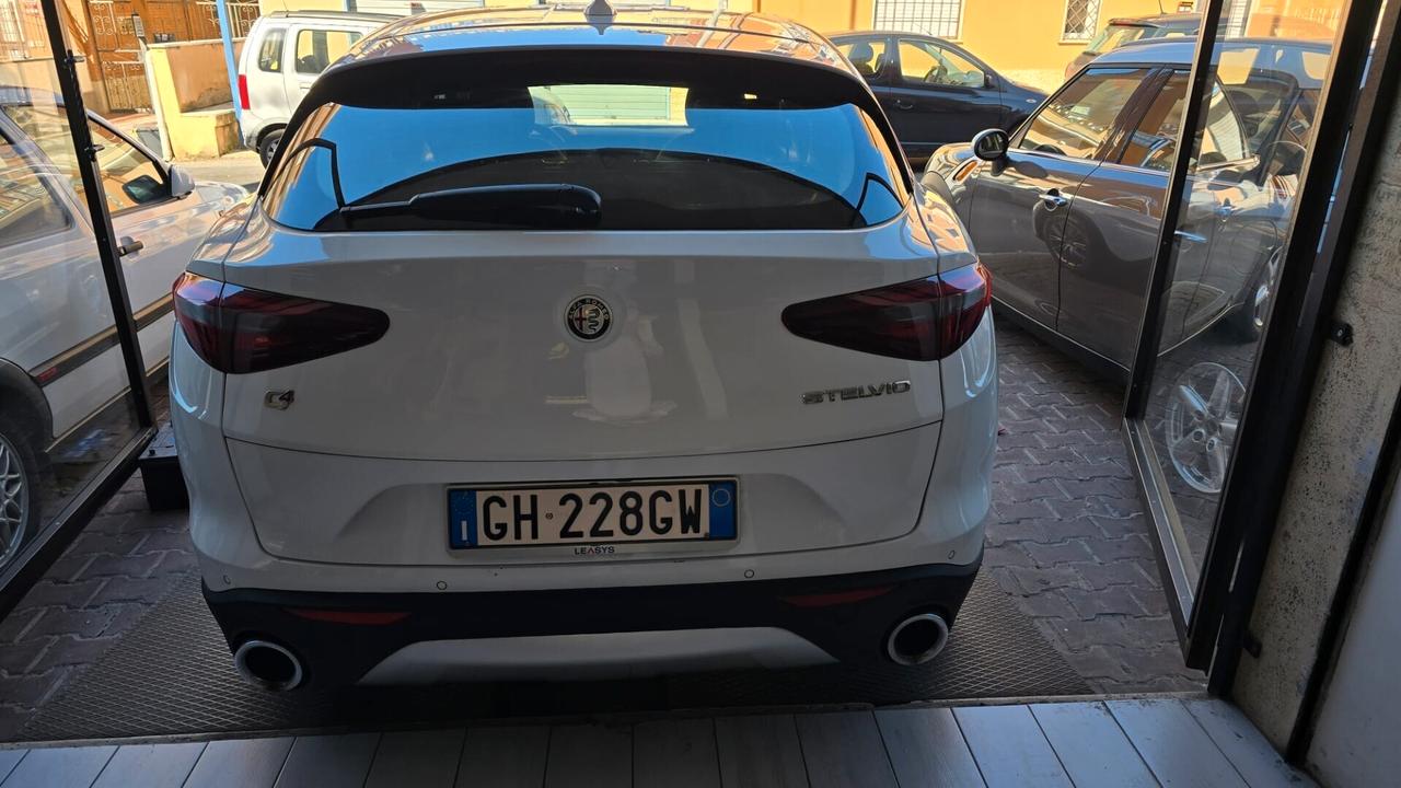 Alfa Romeo Stelvio 2.2 Turbodiesel 190 CV AT8 Q4 Ti