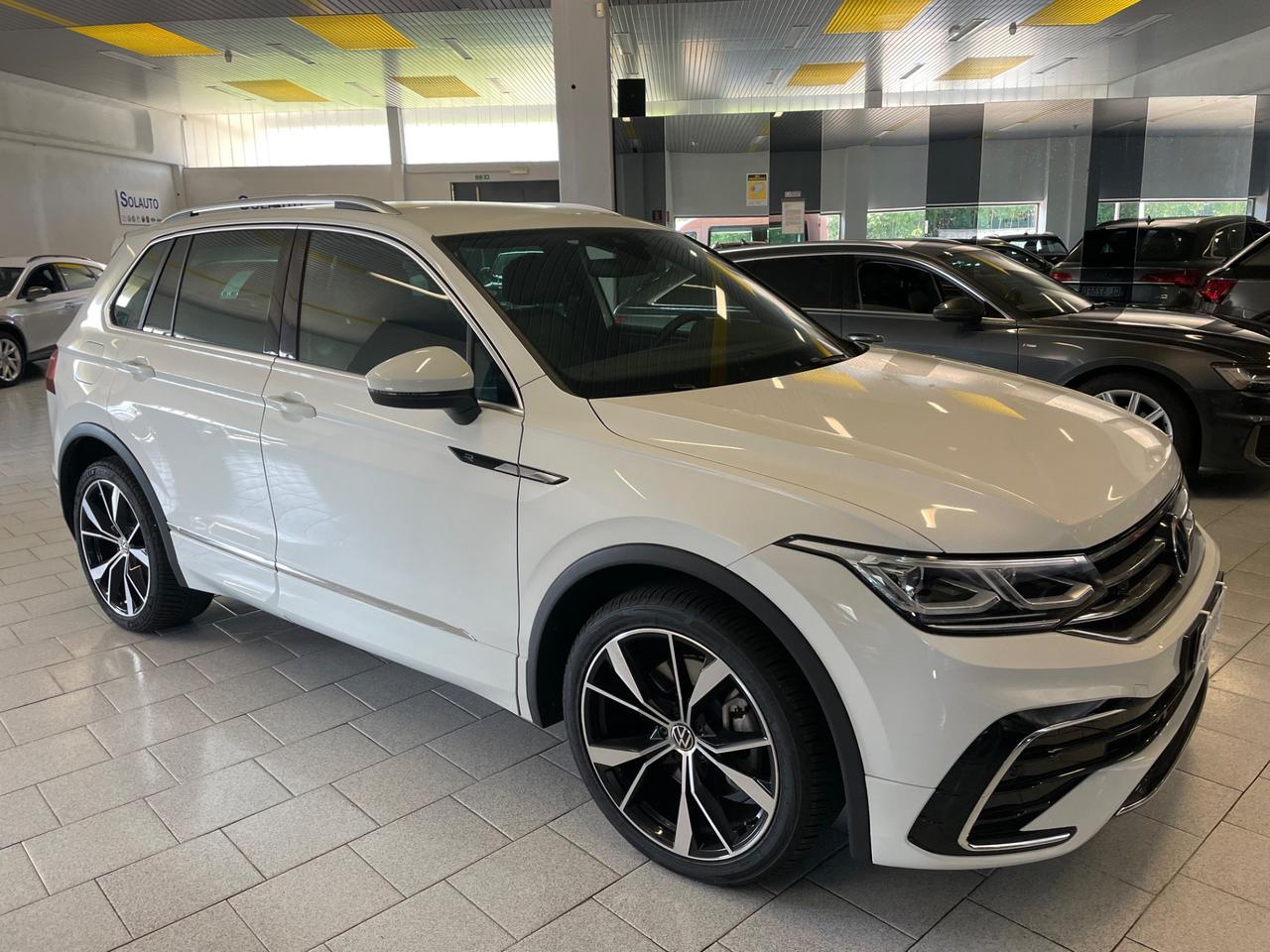 Volkswagen Tiguan 2.0 TDI 200 CV SCR DSG 4MOTION R-Line