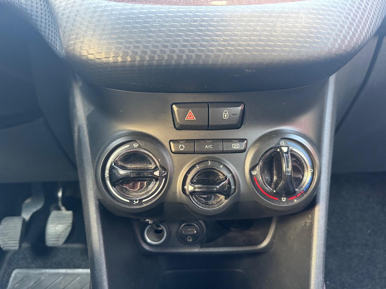 Peugeot 2008 1.2 ADATTA A NEOPTATENTATI PureTech 82 Allure