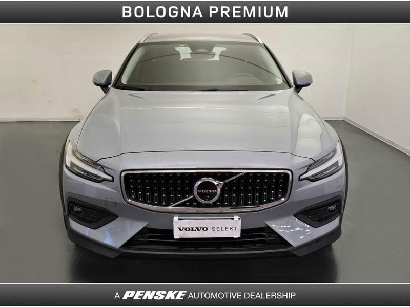 Volvo V60 Cross Country V60 Cross Country B4 (d) AWD automatico Plus
