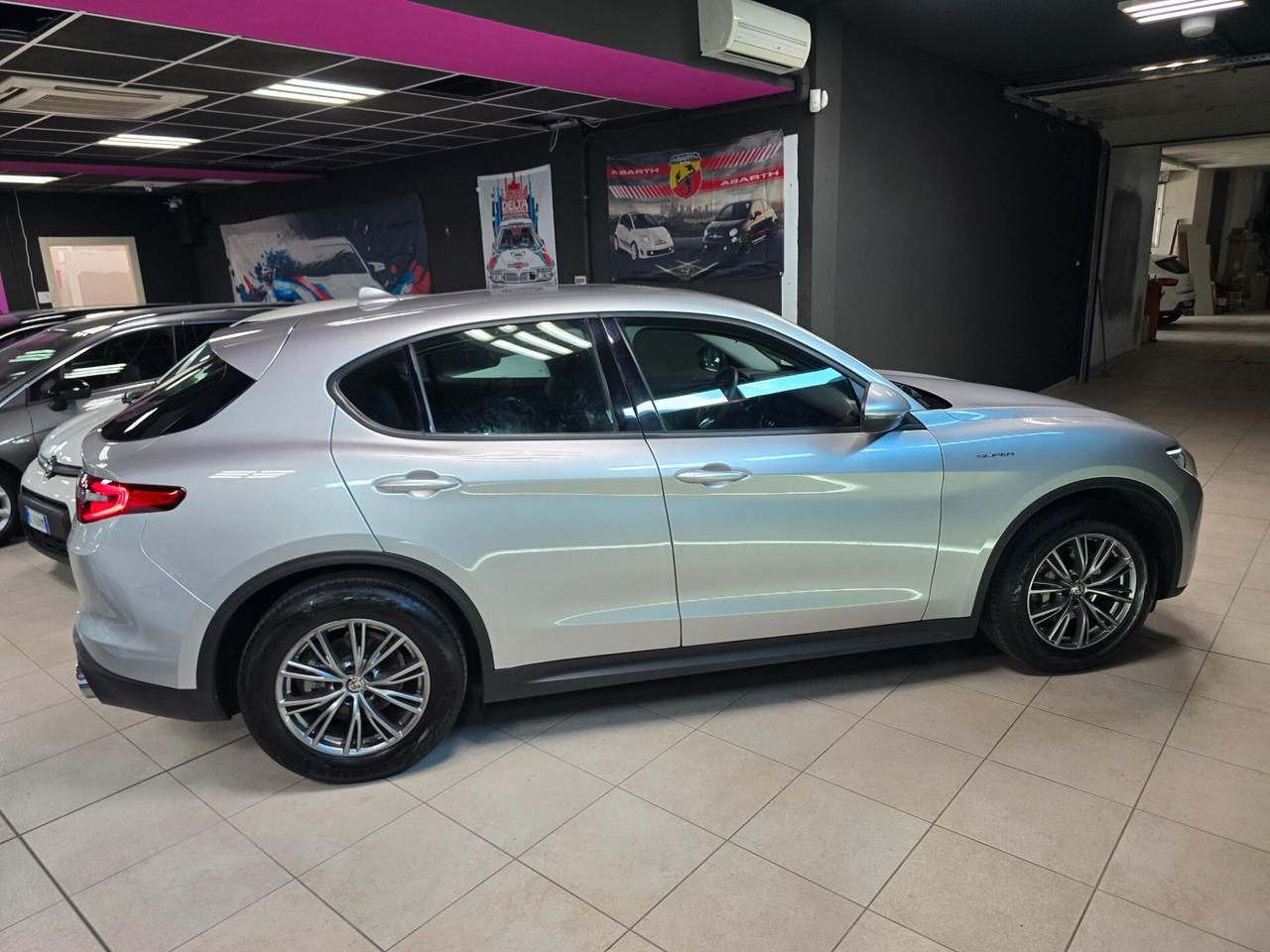 Alfa Romeo Stelvio 2.2 Turbodiesel 160 CV AT8 RWD Super