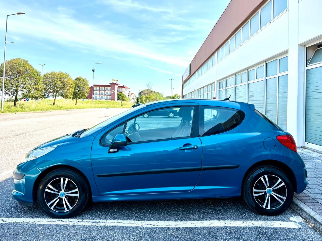 Peugeot 207 1.4 VTi 95CV 3p. XS