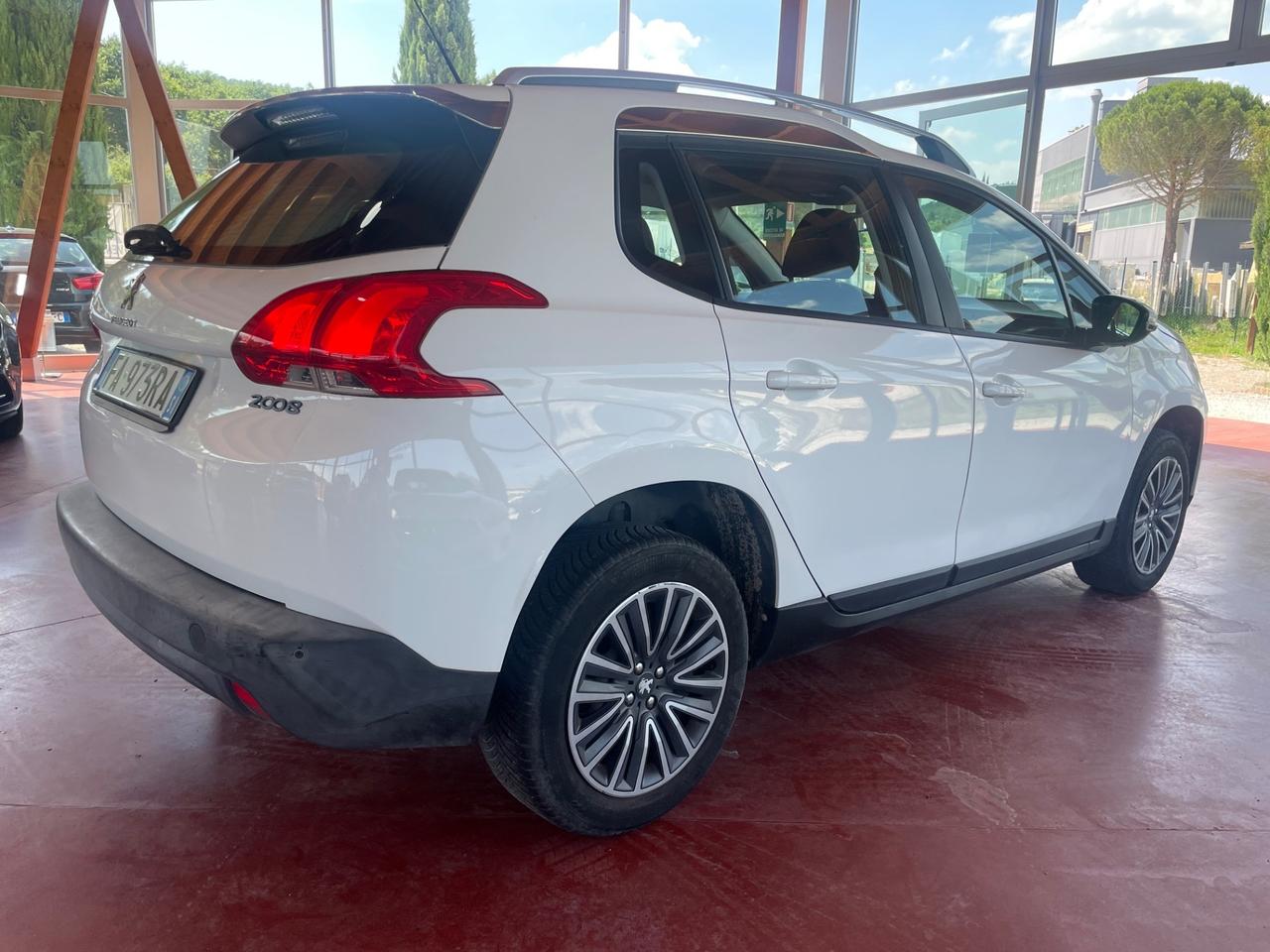 Peugeot 2008 PureTech 82 Allure