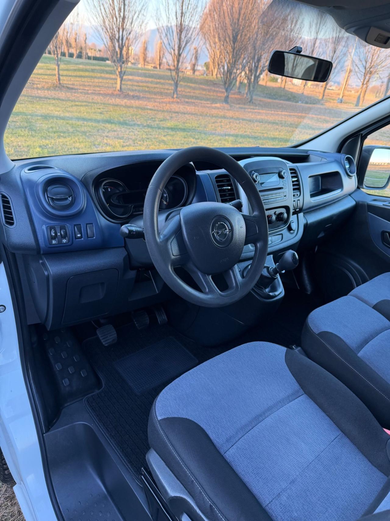 OPEL VIVARO 1.6 DCi NEOPATENTATI