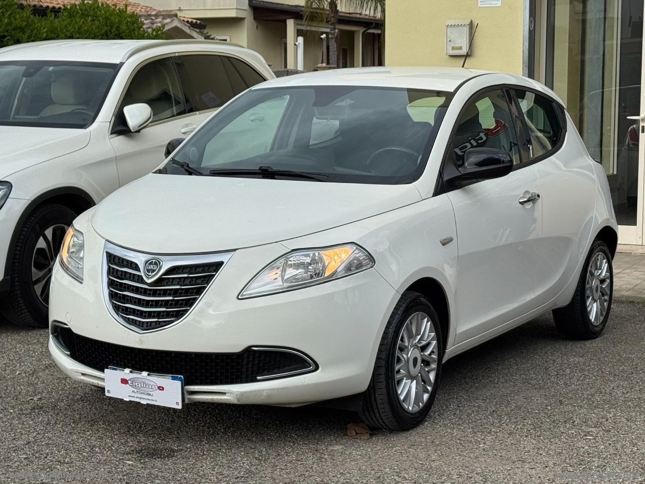 LANCIA Ypsilon 1.2 69 CV 5p.