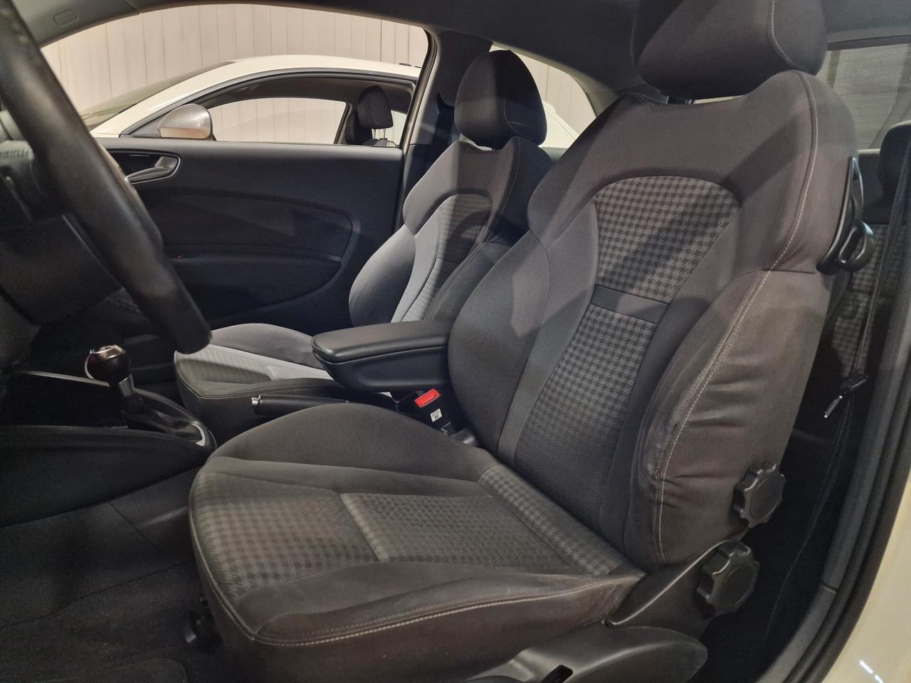 Audi A1 1.4 TFSI S tronic Ambition sline ok neopatentatiAudi A1 1.4 TFSI S tronic Ambition sline ok neopatentati