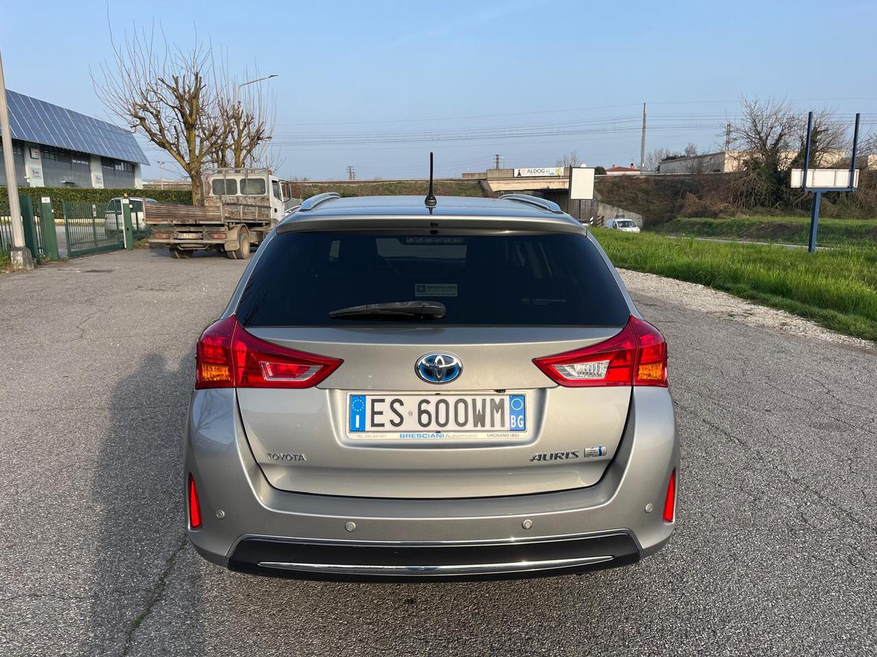 Toyota Auris 1.8 Hybrid 5 porte