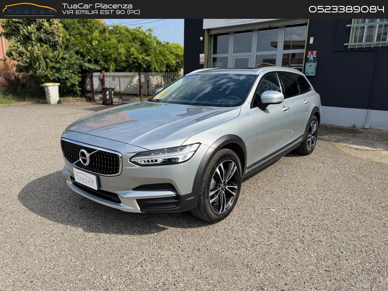 Volvo V40 Cross Country Momentum 2.0 T5 #5705
