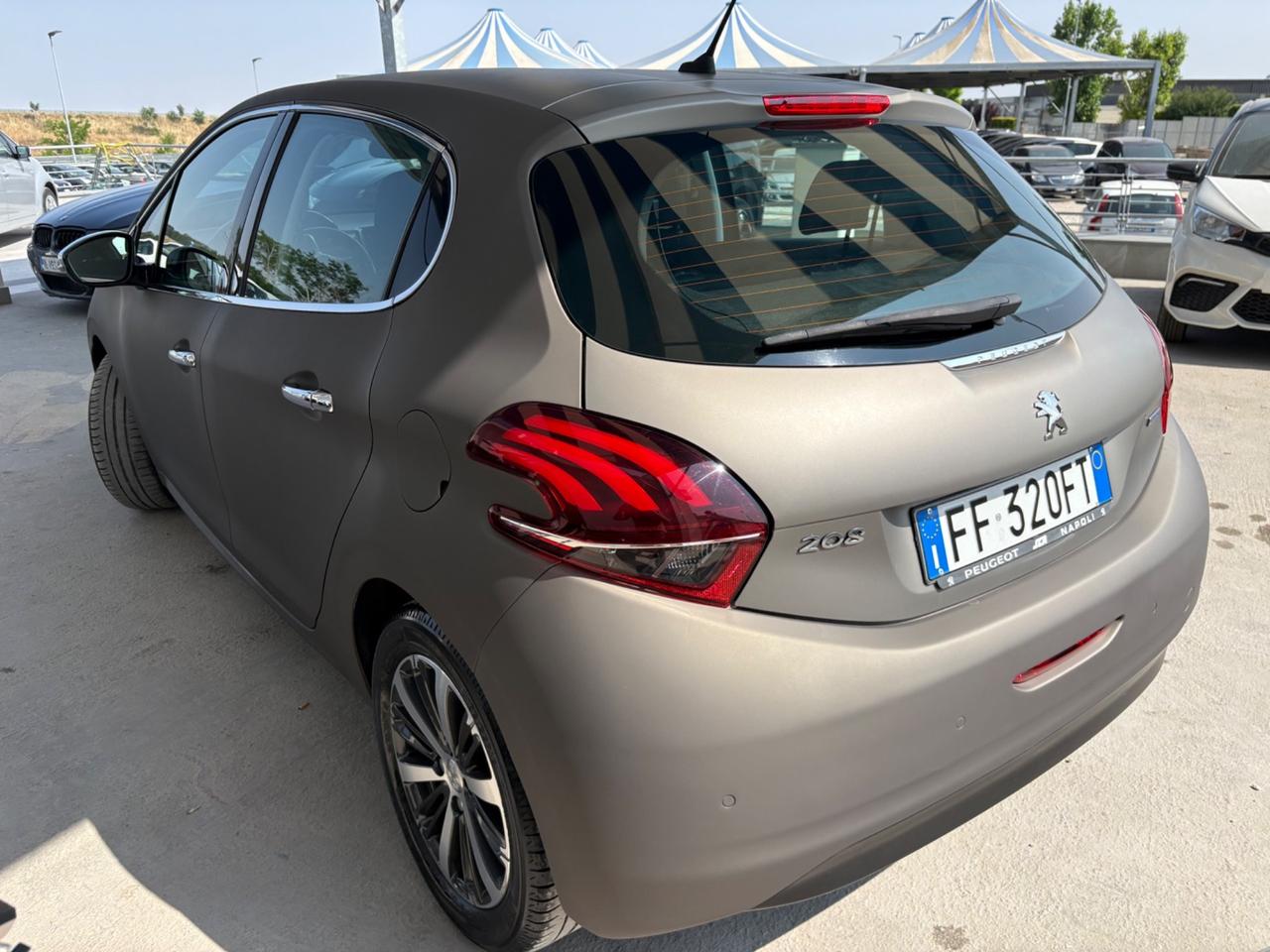 Peugeot 208 BlueHDi 75 5 porte Allure GRIGIO OPACO