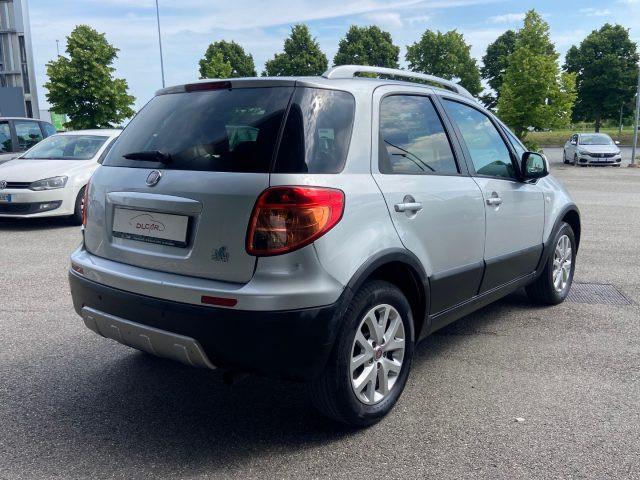 FIAT Sedici 2.0 MJT 16V DPF 4x4 Emotion