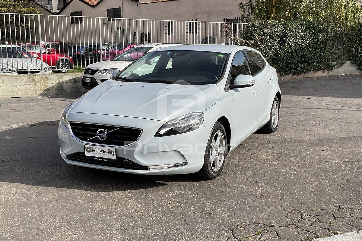 VOLVO V40 T2 Kinetic