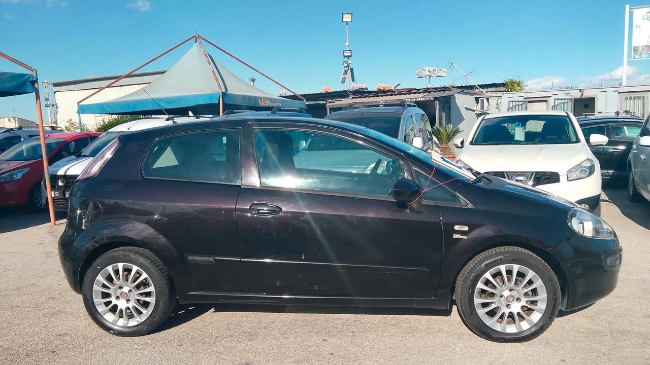 Fiat Punto Evo 1.3 DIESEL neo patentati