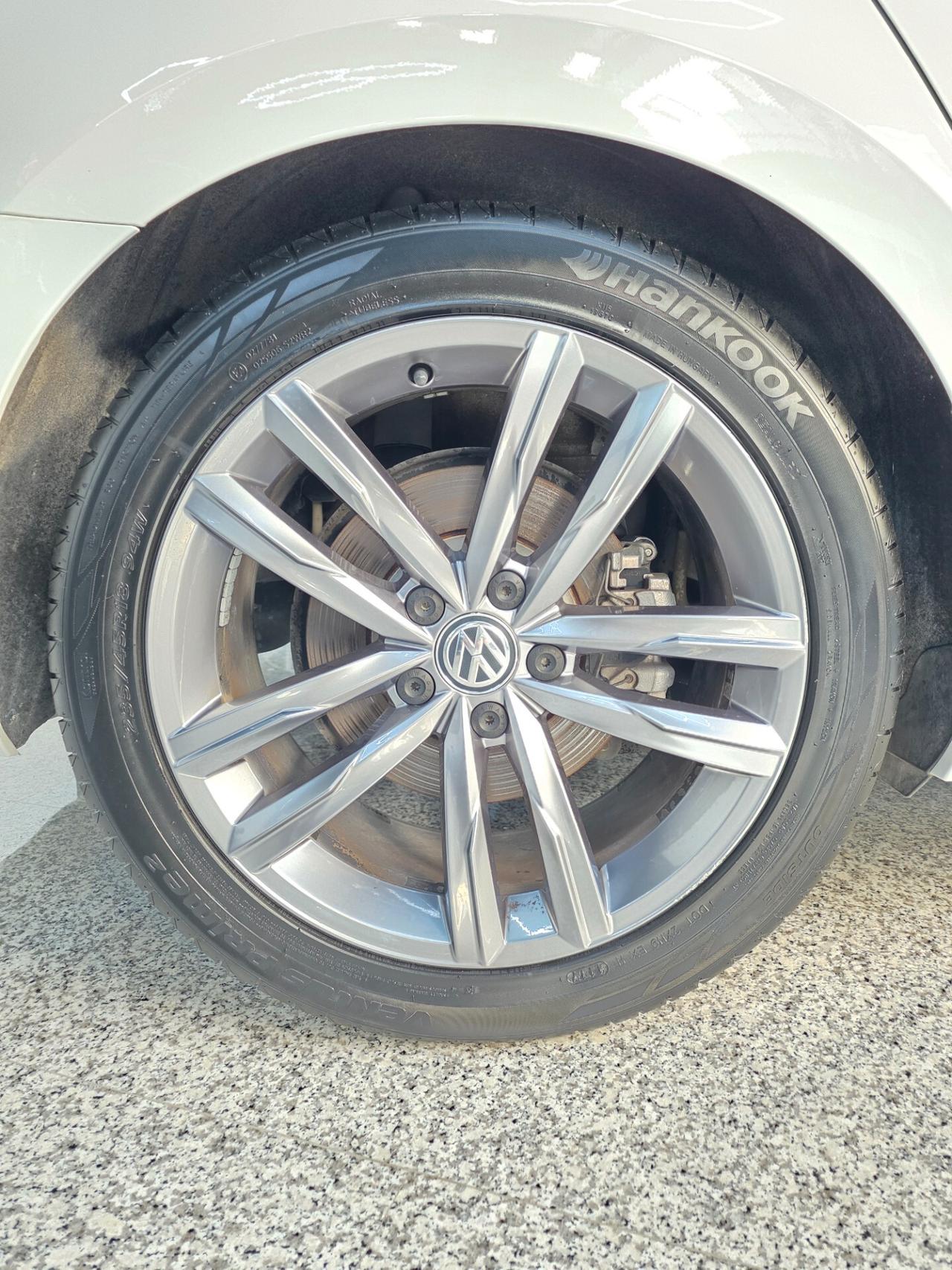 Volkswagen Passat 1.4 TSI Trendline BlueMotion Technology