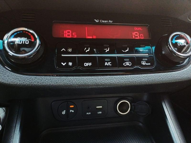 Kia Sportage 2.0 crdi Feel Rebel Awd 184cv auto GARANZIA