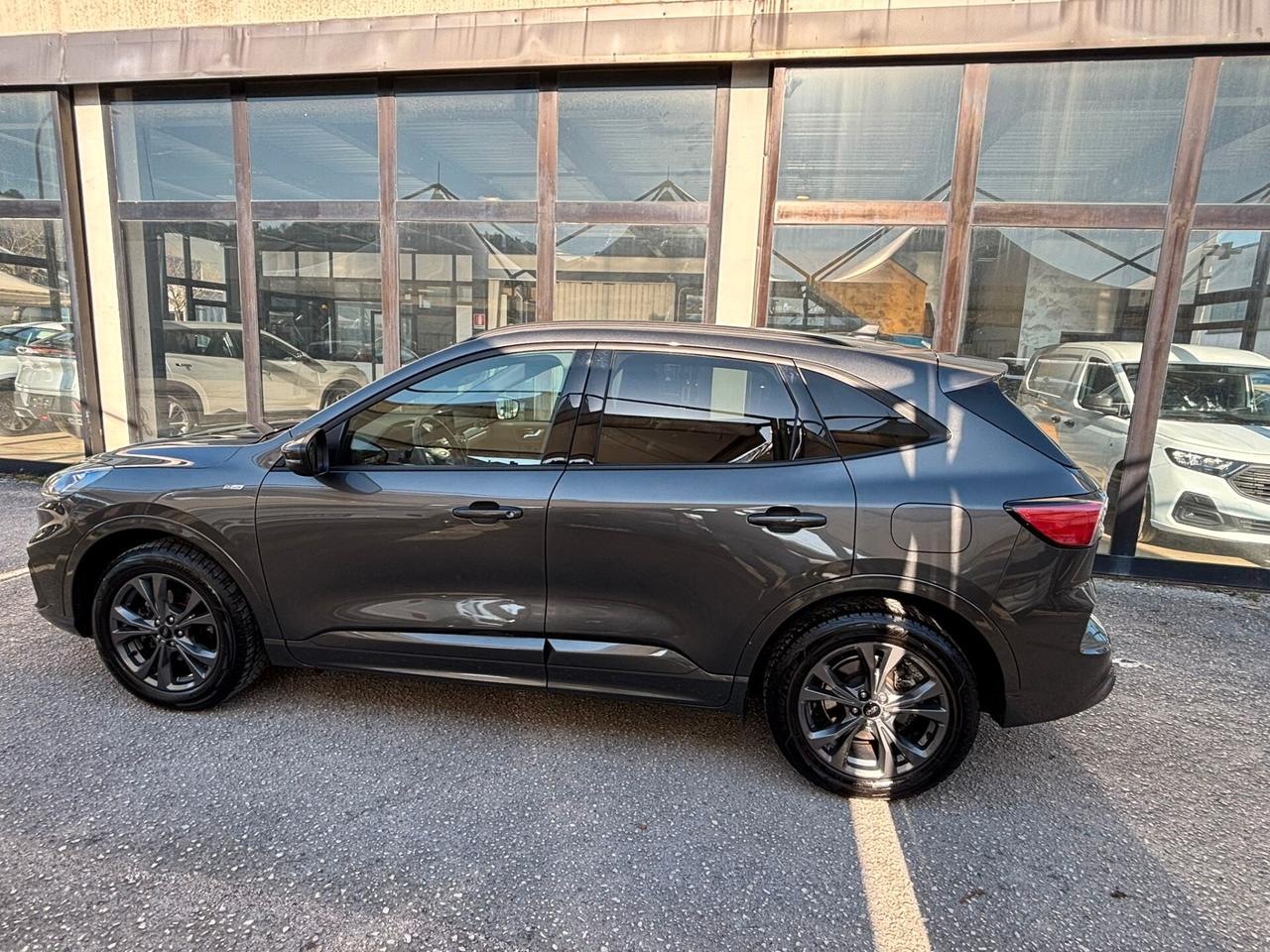 Ford Kuga 2.5 Full Hybrid 190 CV CVT AWD ST-Line X