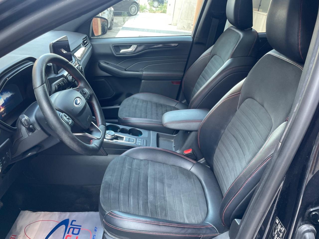 Ford Kuga 1.5 EcoBlue 120 CV aut. 2WD St-Line TETTO NAVY LED 20