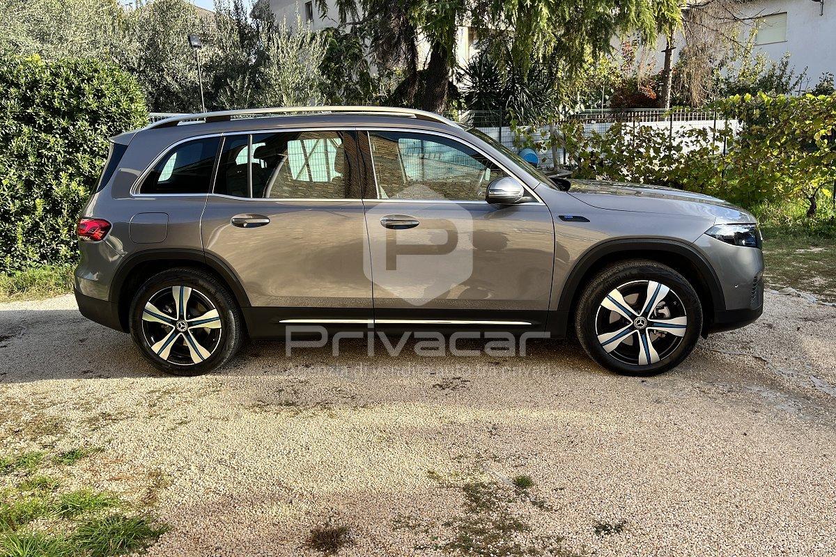 MERCEDES EQB 300 4Matic Premium