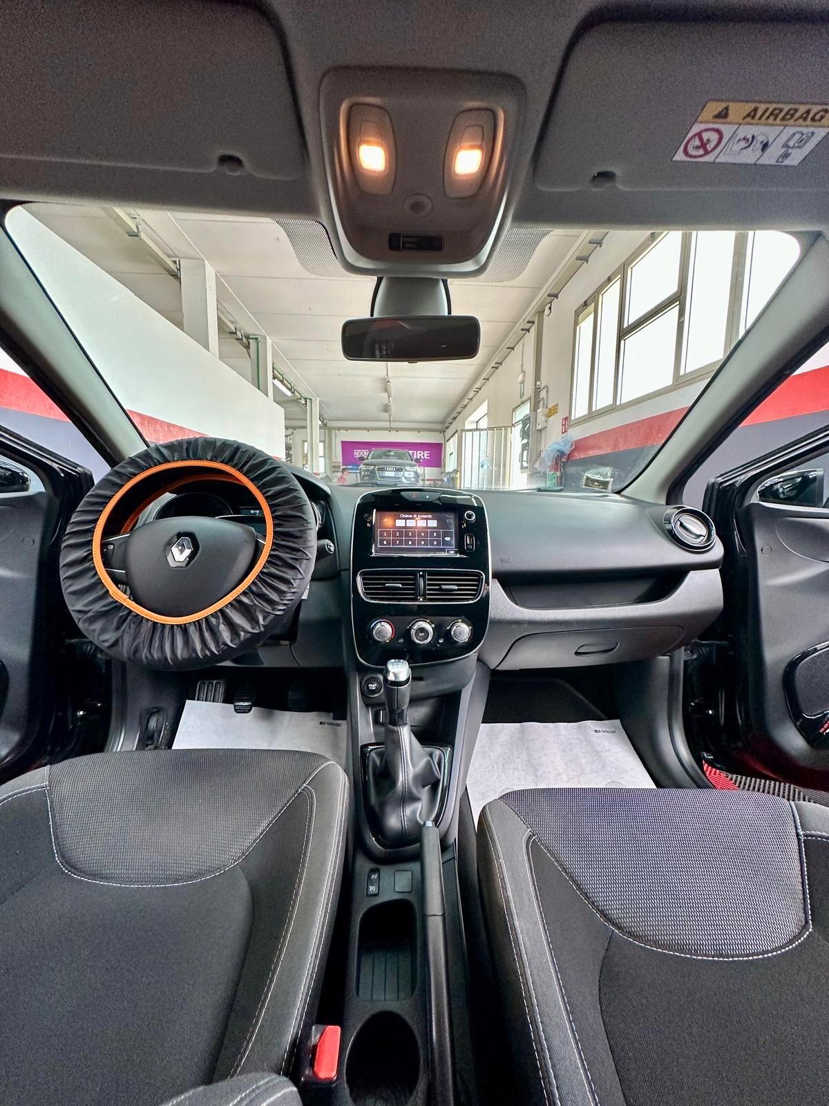 Renault Clio DUEL2 NEOPATENTATI