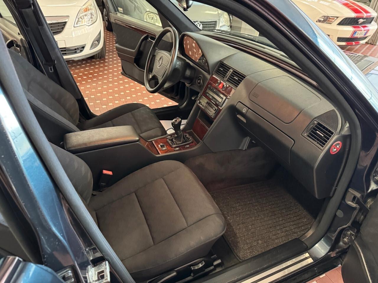 Mercedes-benz C 180 cat Classic - UNICO PROPRIETARIO