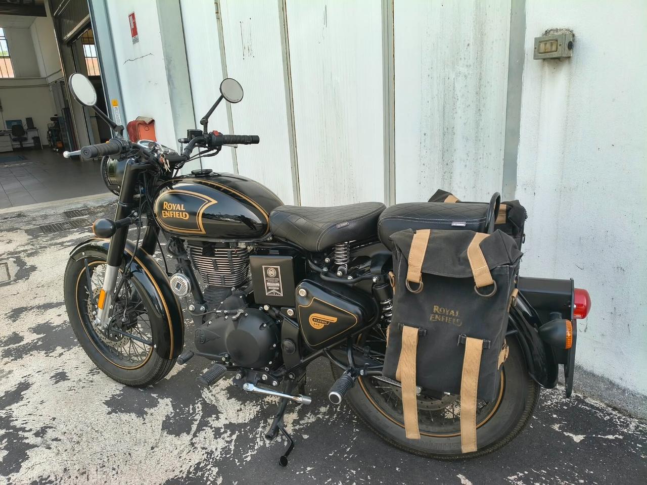 Royal Enfield Classic 500