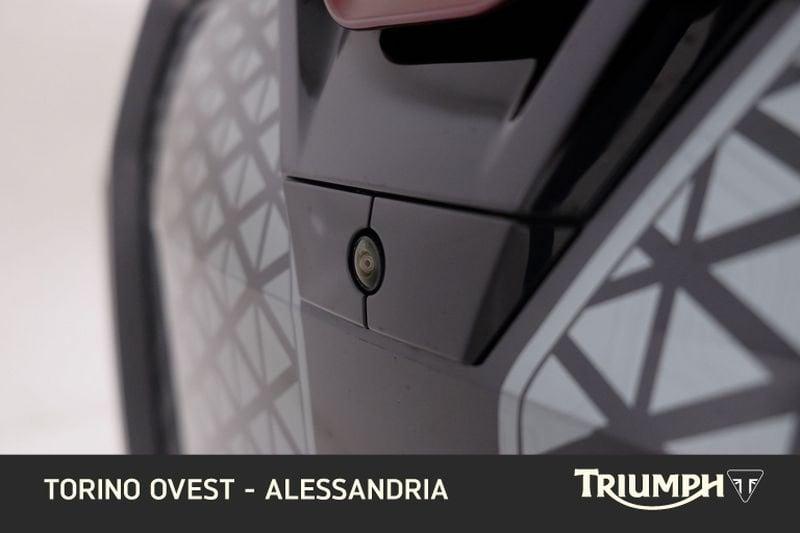 BMW iX xdrive50 pacchetto sportivo