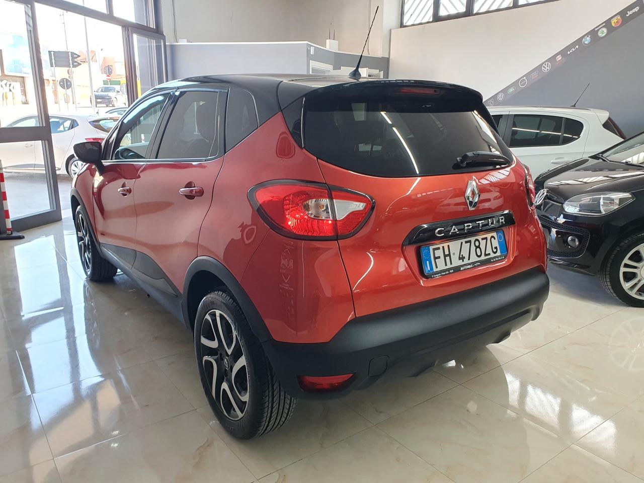 Renault Captur 0.9 TCe 90cv Energy Hypnotic Magnetik 2017