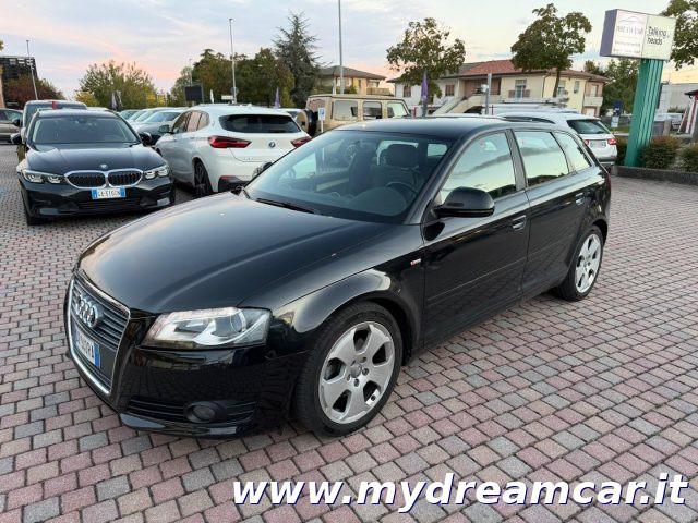 AUDI A3 1.6 TDI 105 CV S Line
