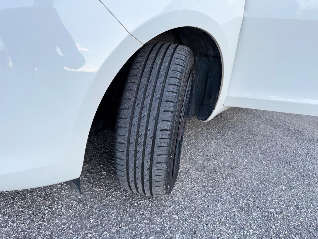 Lancia Ypsilon 1.2 GPL Ecochic Elefantino 2014