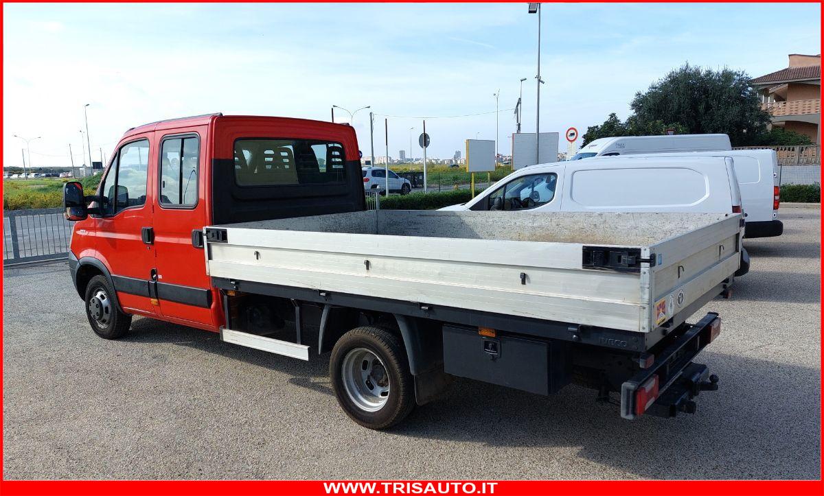 IVECO Daily 40C14D 3.0D 6 posti Cassonato (PATENTA B)