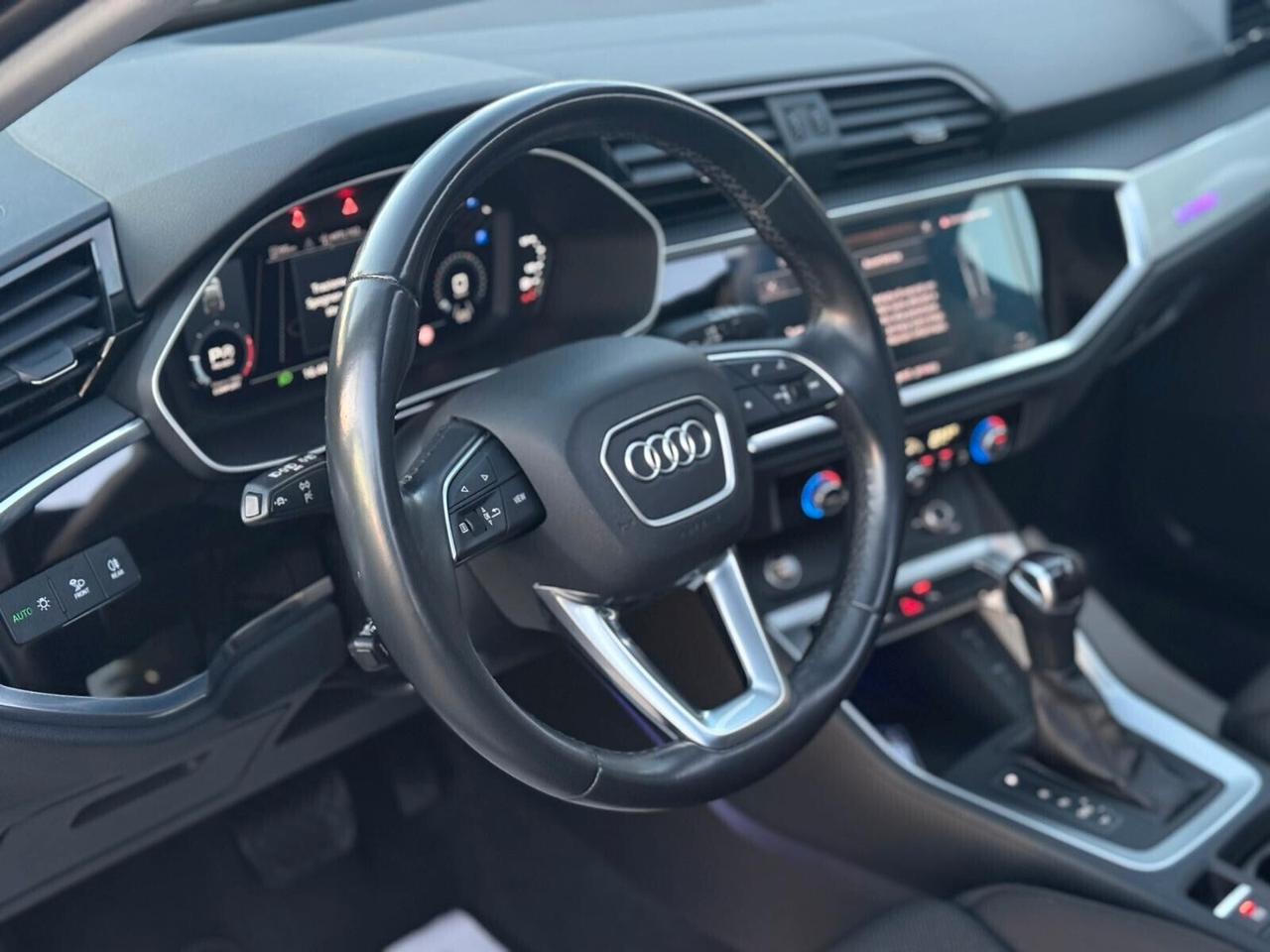 Audi Q3 SPB 35 TDI S Line Edition *Tetto*Ambient Led