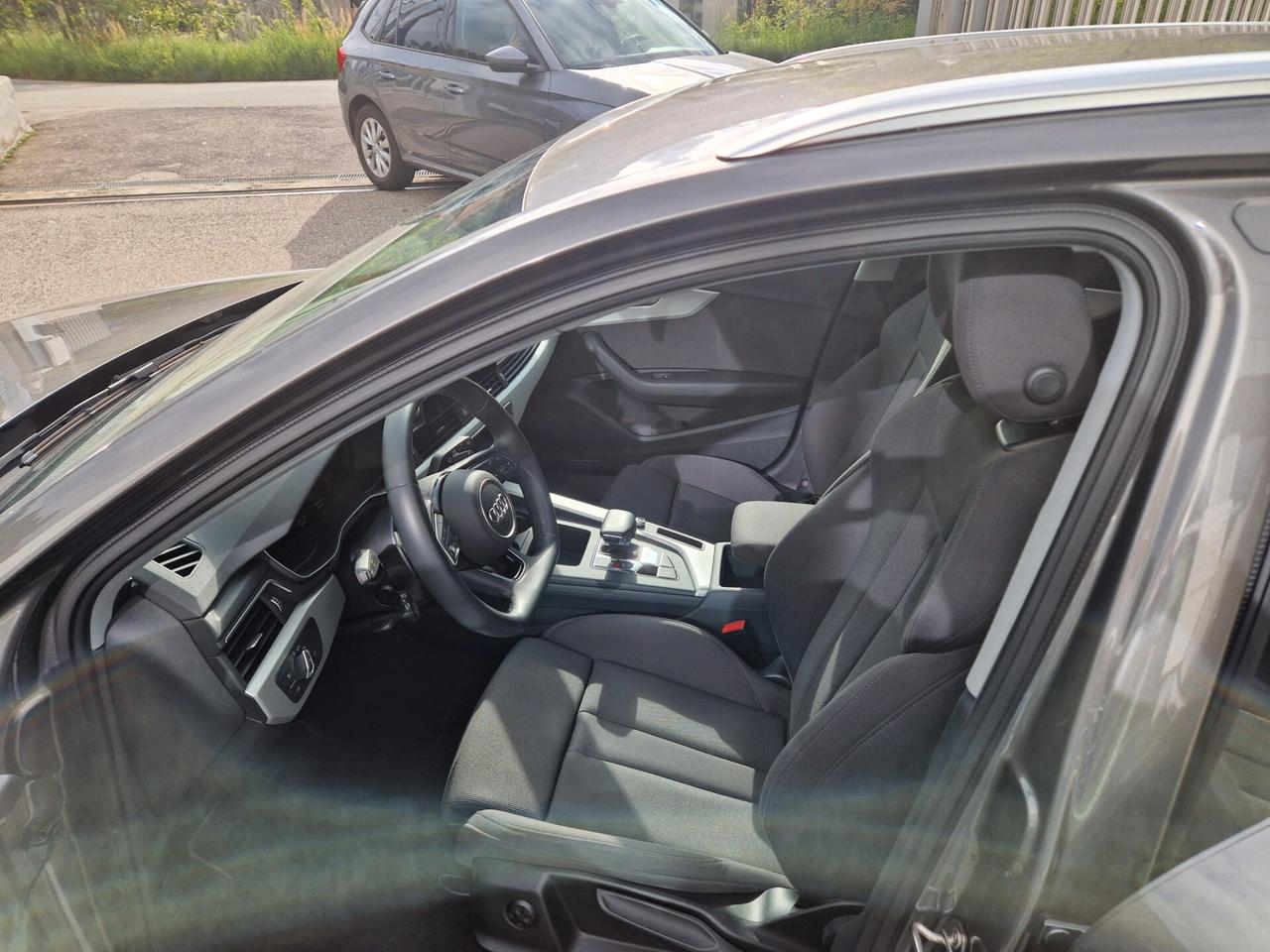 Audi A4 Avant 35 TDI/163 CV S tronic S line edition