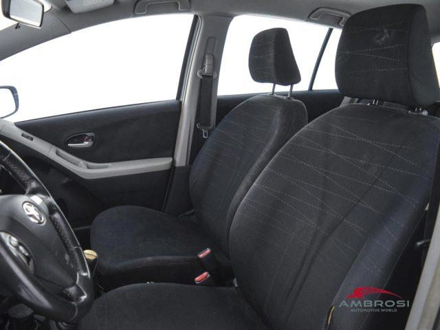 TOYOTA Yaris 1.3 5 porte Sol - PER OPERATORI DEL SETTORE