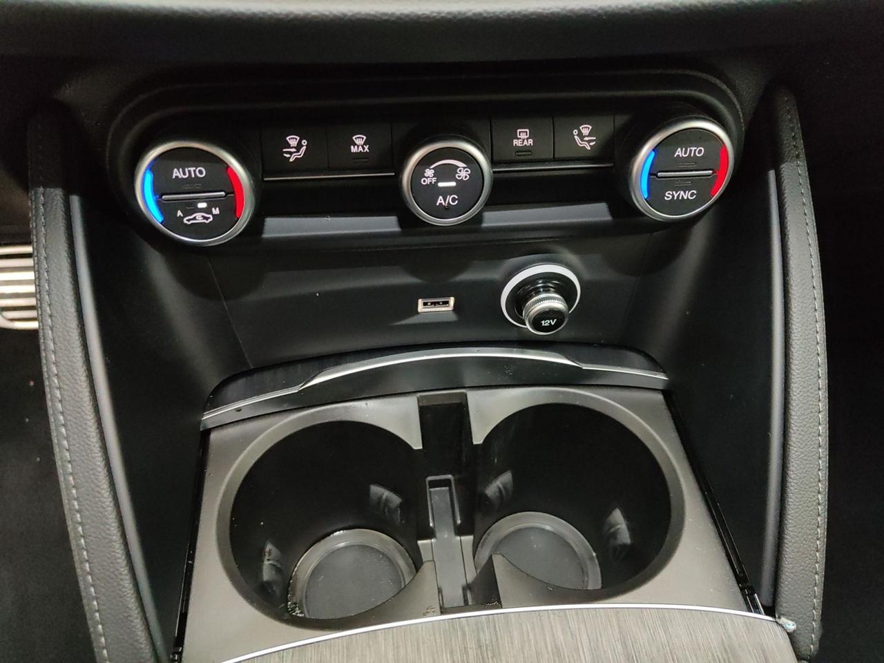 ALFA ROMEO Stelvio 2023 2.2 TD 210CV SPRINT AT8 Q4