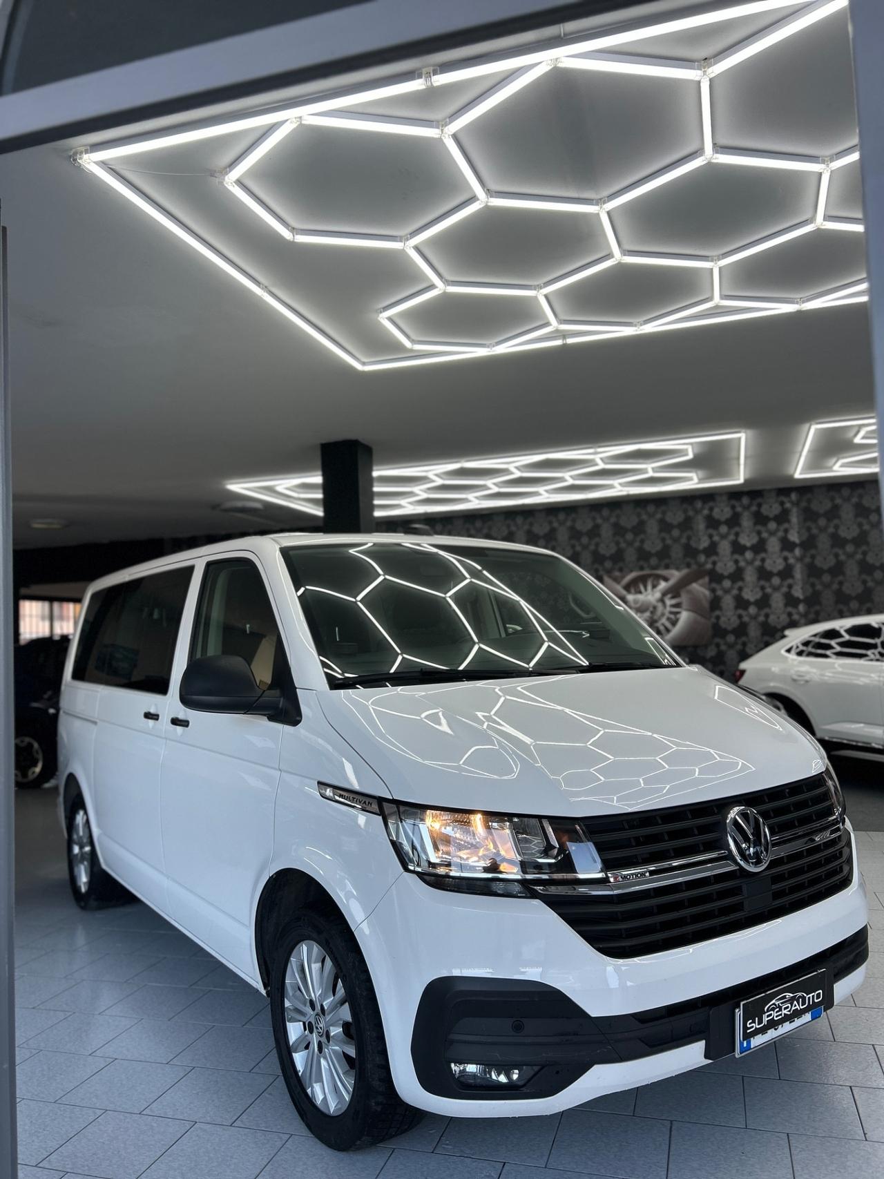 Volkswagen Multivan 2.0 TDI 150CV DSG 4Motion Highline