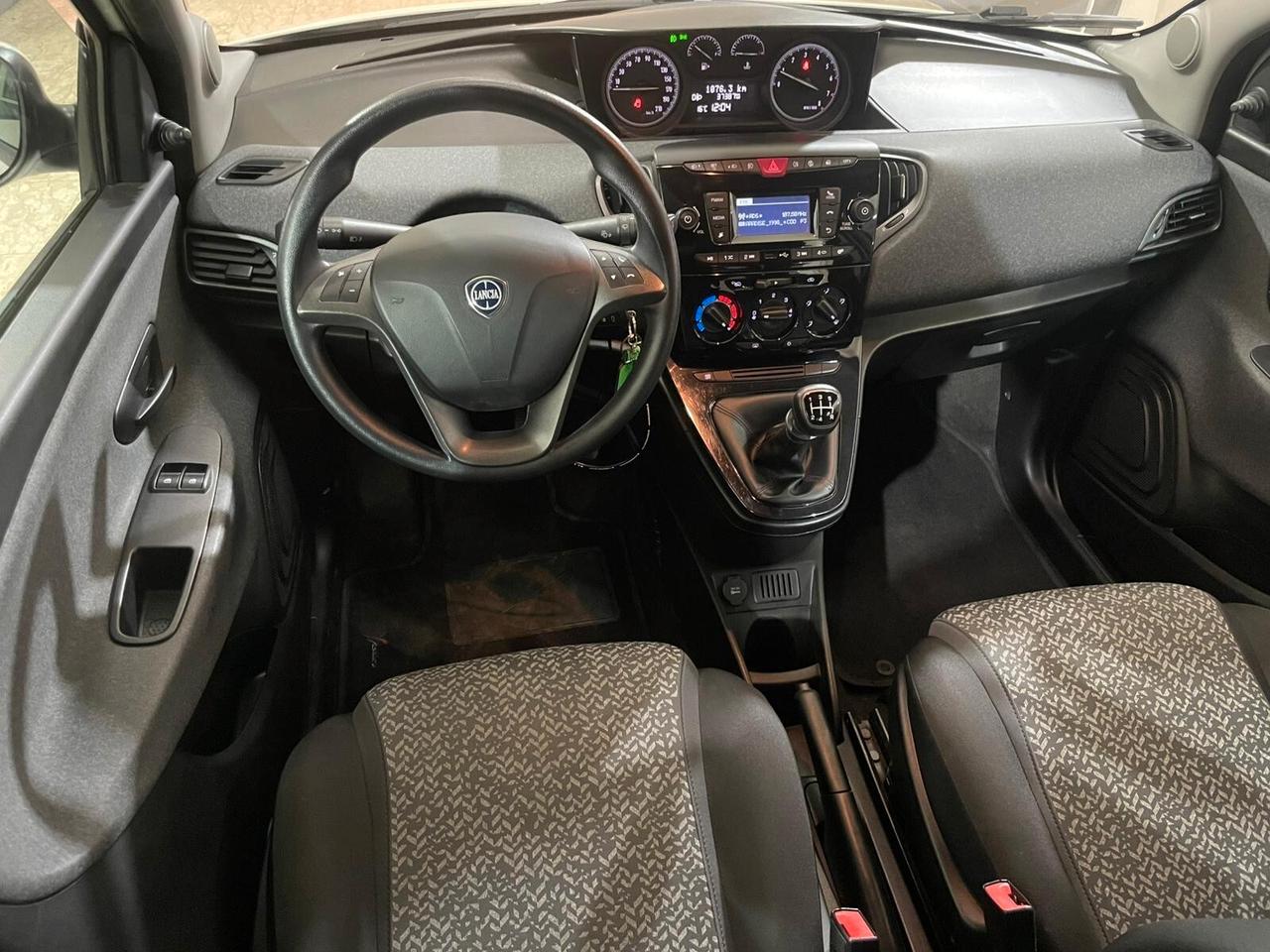 Lancia Ypsilon 1.2 69 CV 5 porte S&S Gold