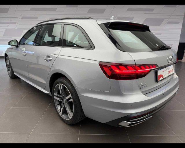 AUDI A4 Avant 40 TDI quattro S tronic Business Advanced