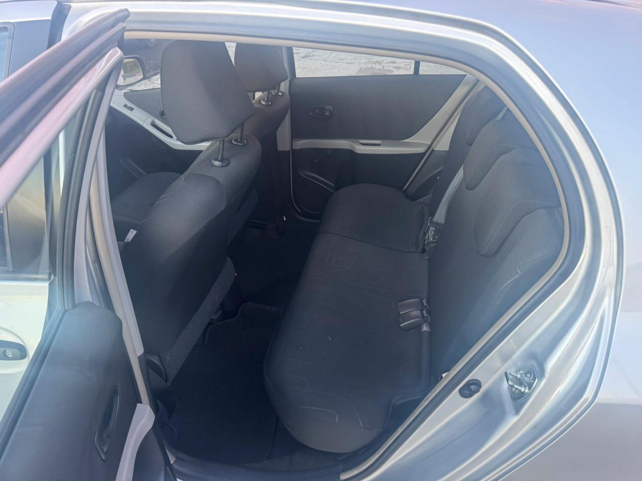 Toyota Yaris 1.0 5 porte Now