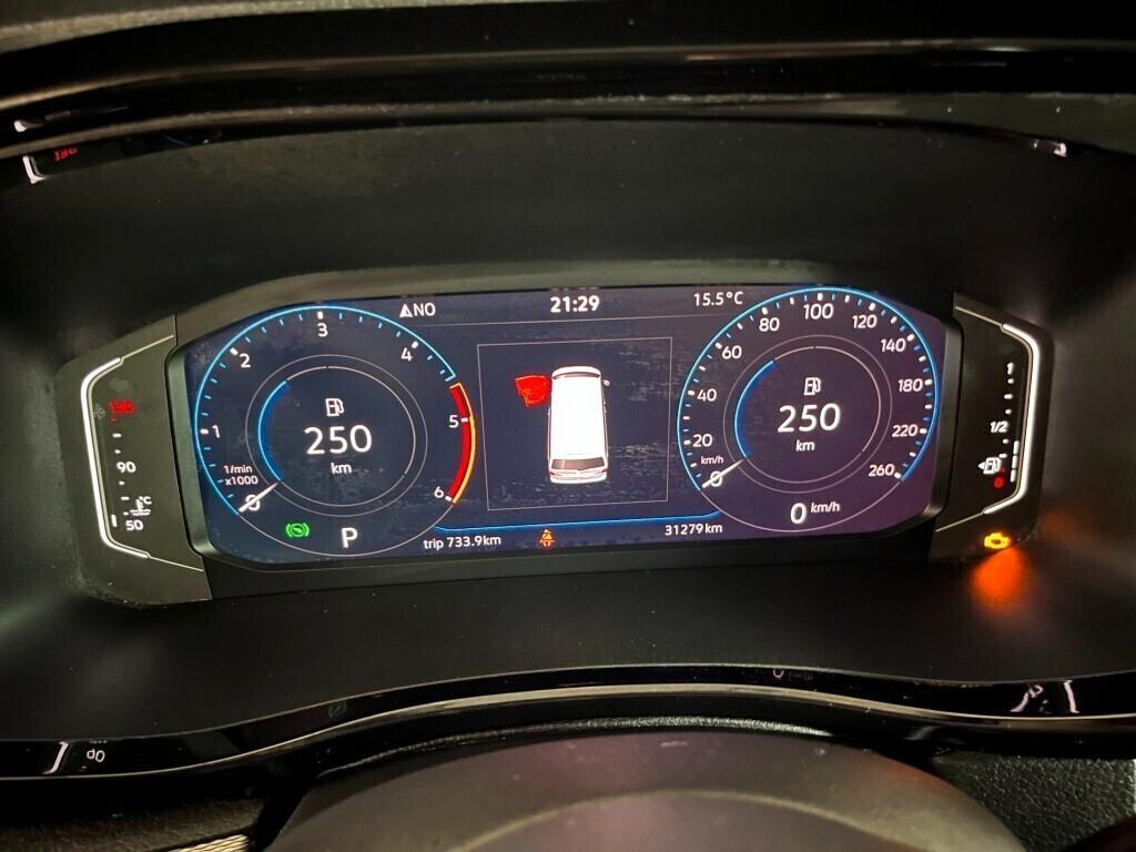 Volkswagen Multivan 2.0TDI T6.1 Highline 150cv dsg 7p