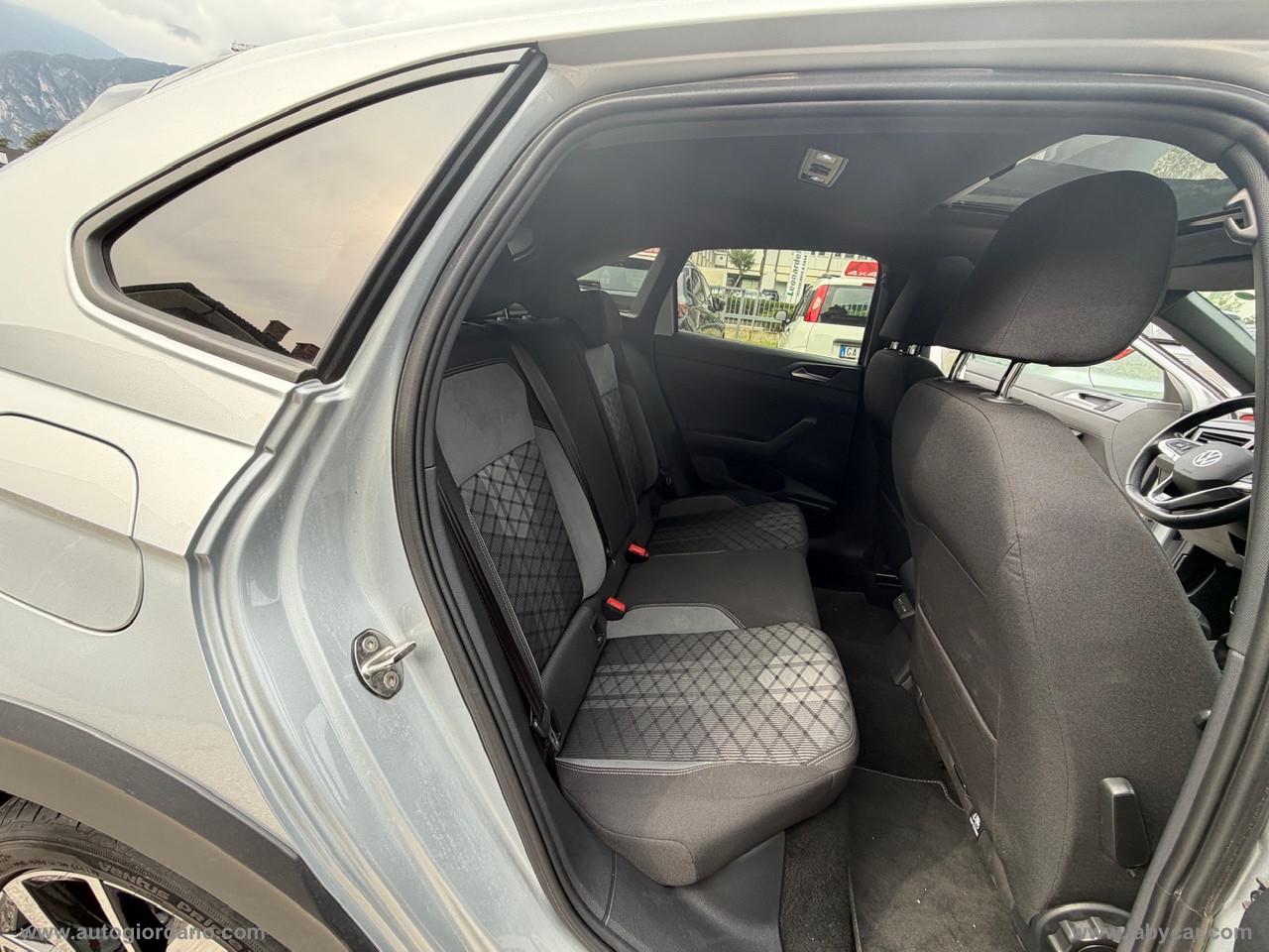 VOLKSWAGEN Taigo 1.0 TSI 110 CV R-Line