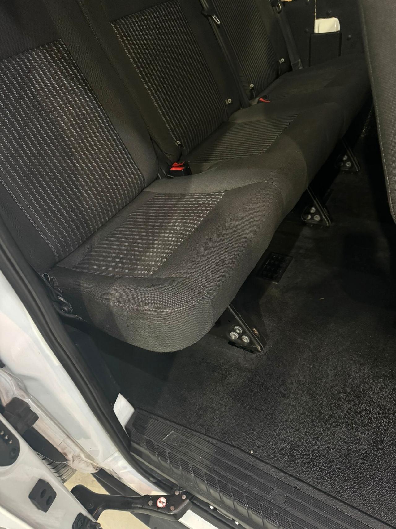 FORD TRANSIT CUSTOM 9 POSTI