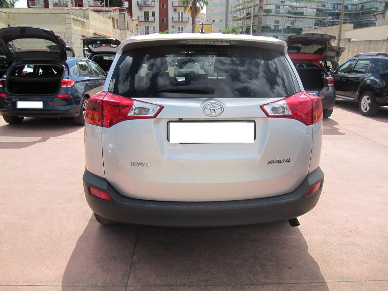 Toyota RAV 4 RAV4 2.0 D-4D 2WD