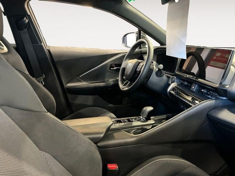 Toyota C-HR (2023-->) 1.8 HV Lounge