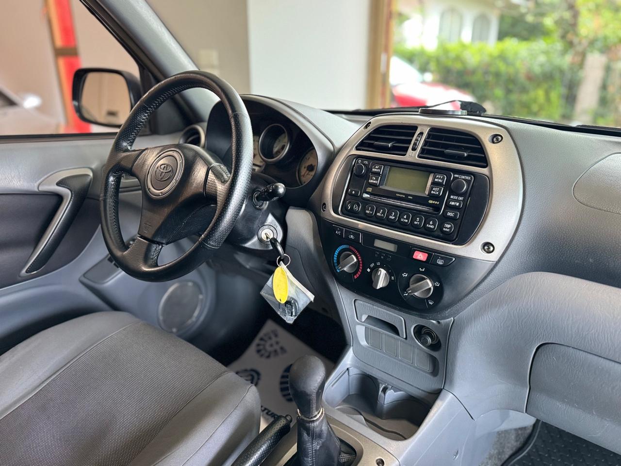 Toyota RAV 4 RAV4 2.0 Tdi D-4D cat 3 porte Sol
