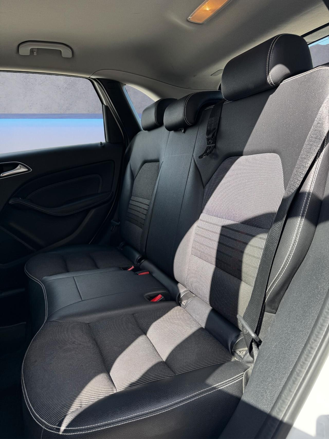 Mercedes-benz B 180 B 180 d Sport NEXT