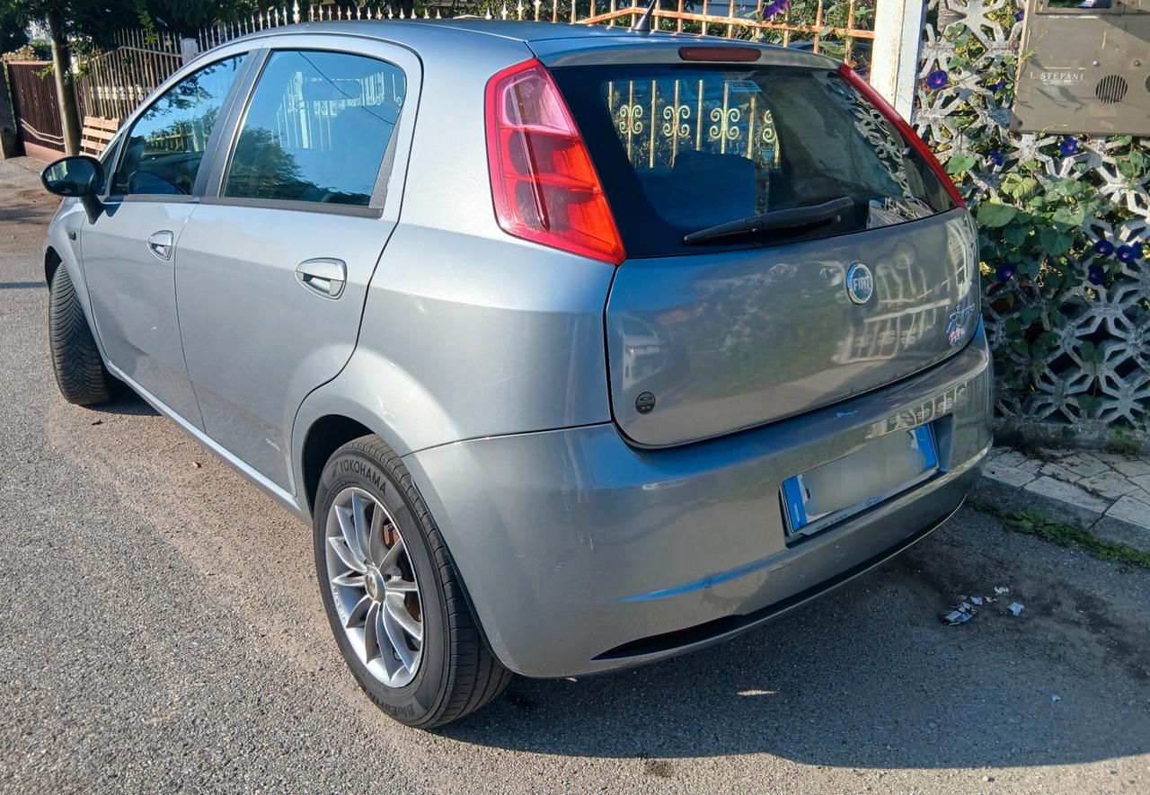 Fiat Grande Punto 1.3 MJT 90 CV 5 porte Dynamic