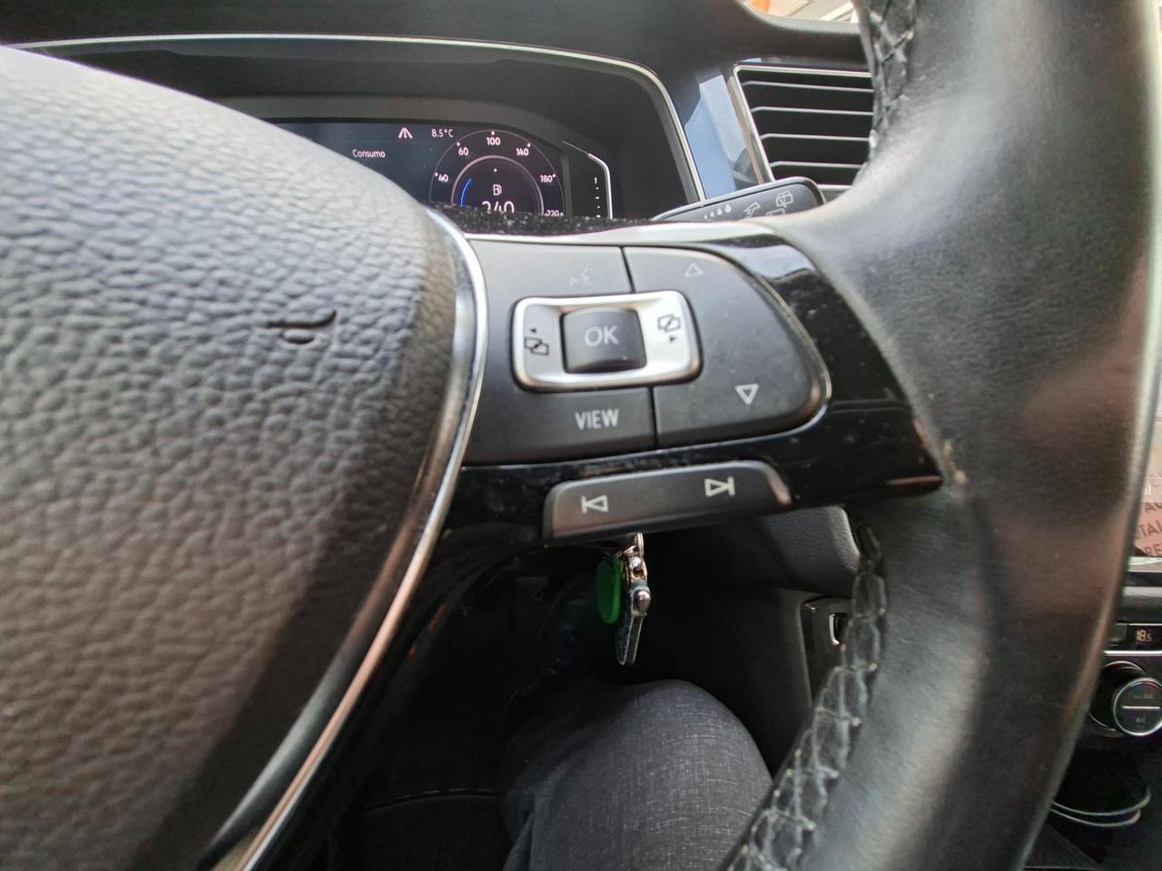 Volkswagen Tiguan 1.5 tsi Style 130cv R-line