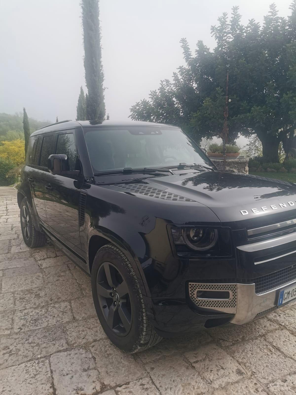 Land Rover Defender 110 3.0D I6 300 CV AWD Auto SE