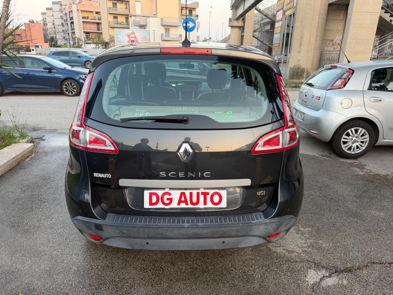 Renault Scenic 1.5 dCi 110 cv 2011 Navig retroc