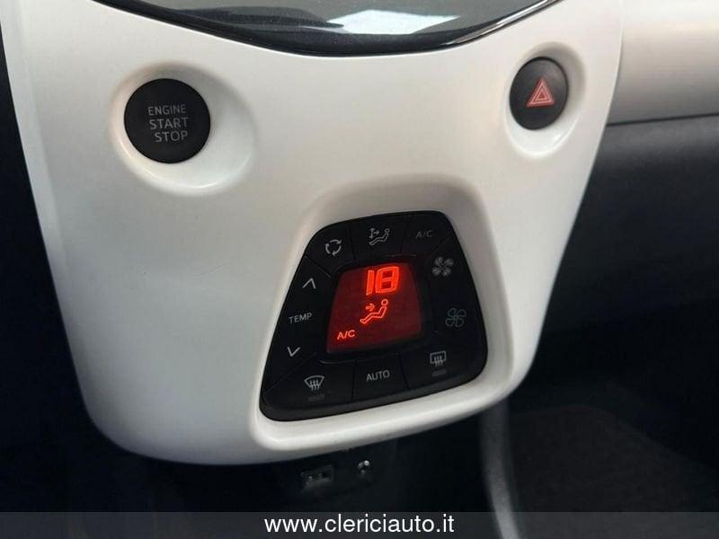 Peugeot 108 PureTech 82 5 porte Allure